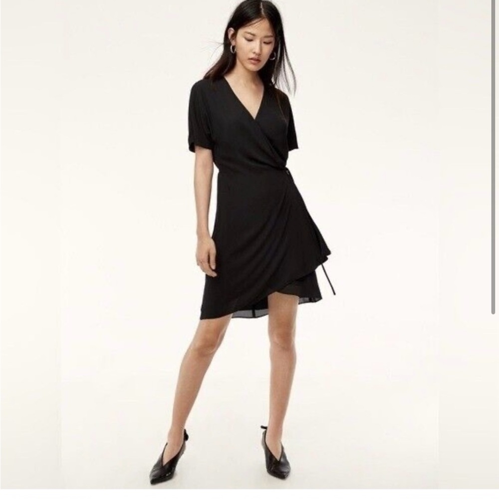 Aritzia babaton wallace dress